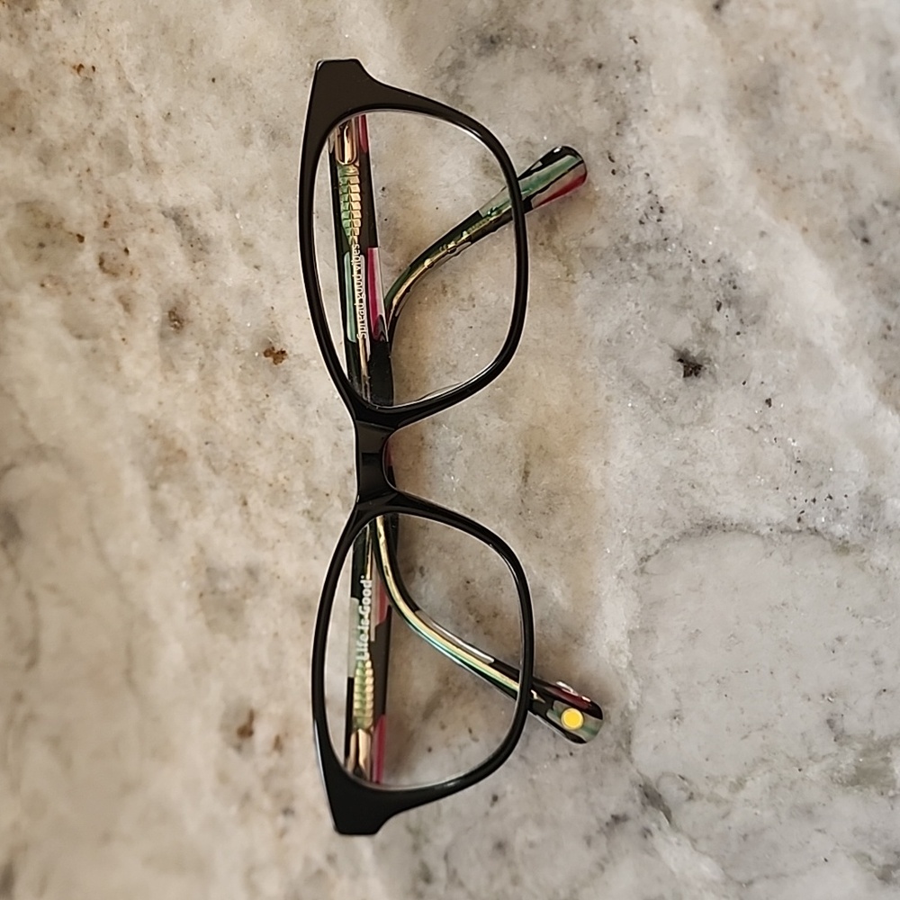Black glasses 52-17-135